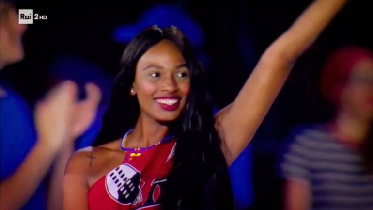 La ‘Miss’ Universiade, Erikah Seyama: ‘Cari napoletani vi aspetto al San Paolo’