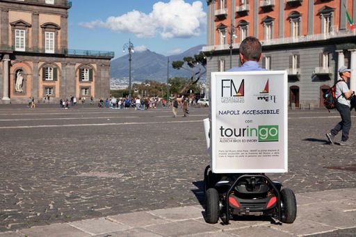 Napoli, tour con mobility scooter per turisti con mobilità ridotta