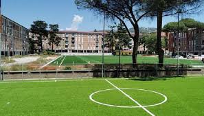 Lunedì a Caserta al Rione Vanvitelli saranno inaugurati due campi di calcio con materiale riciclabile