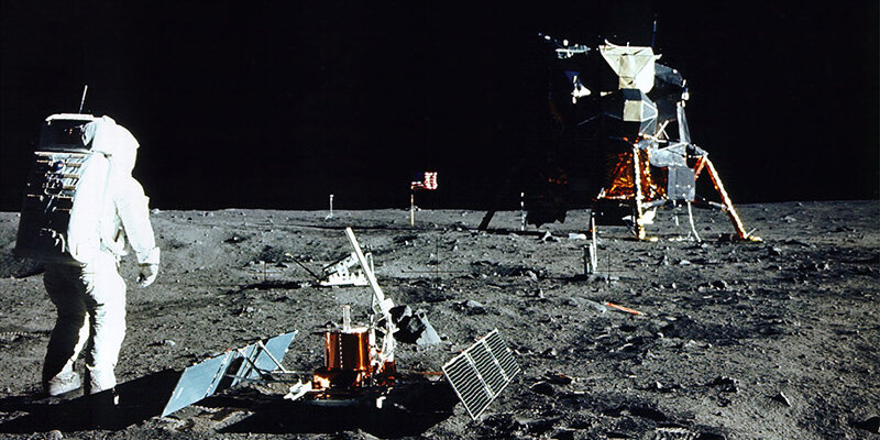 50 anni fa il primo uomo sulla Luna: e ora tutti vogliono tornarvi