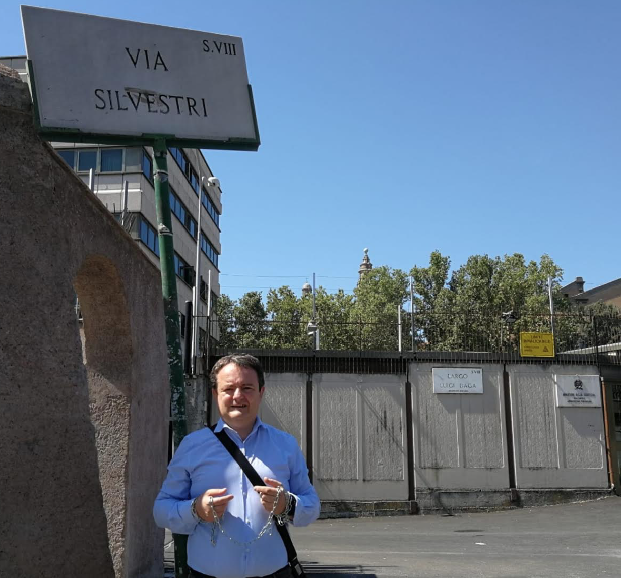 Emergenza carceri, Sit in di protesta del Sindacato di Polizia penitenziaria davanti al Dap