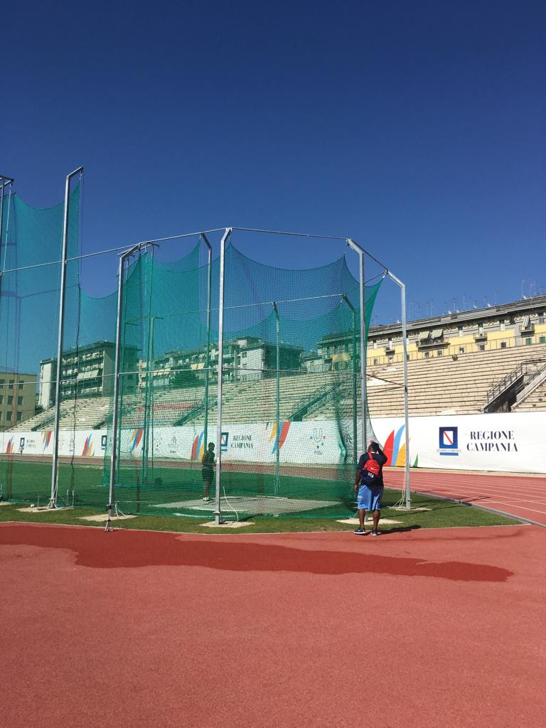 Napoli, Stadio Collana: sit in dei Verdi per chiedere la riapertura della pista d’atletica