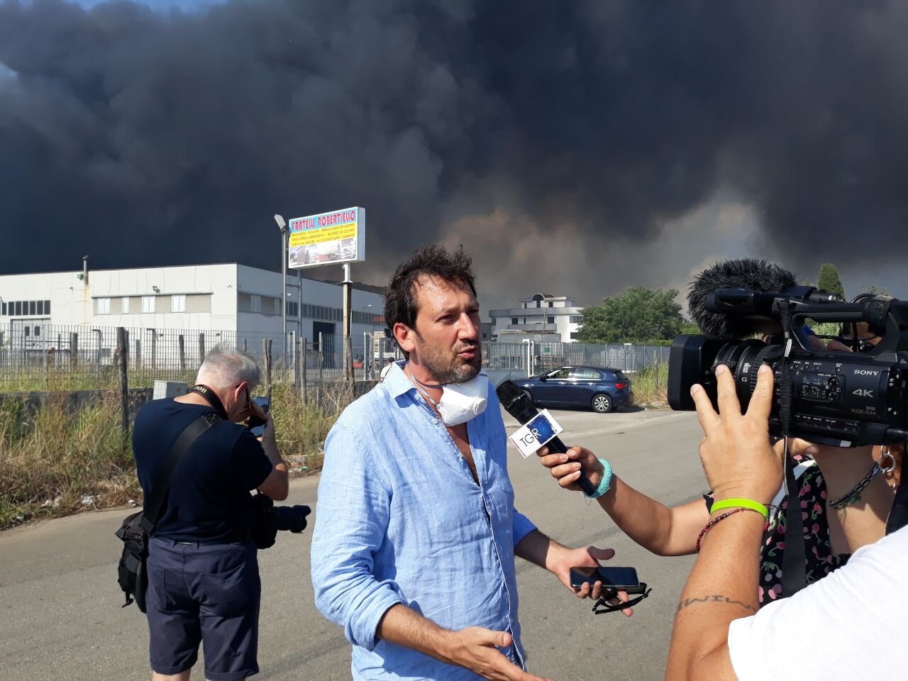 M5S, Cammarano: “Il Rogo di Battipaglia prova del fallimento della gestione di rifiuti da parte di De Luca”