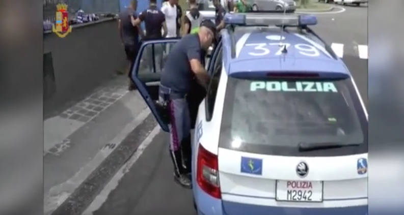 Napoli, si indaga anche sullo spaccio di droga ai camionisti da parte dei ‘calzinari’ arrestati ieri.ECCO I NOMI