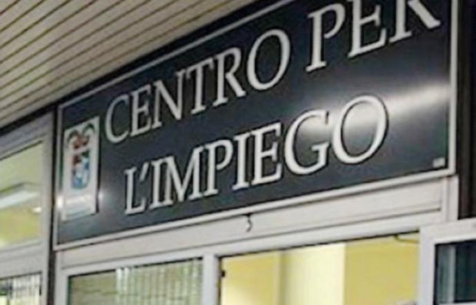 Regione Campania: varato il bando di assunzione per 641 addetti nei Centri per l’Impiego