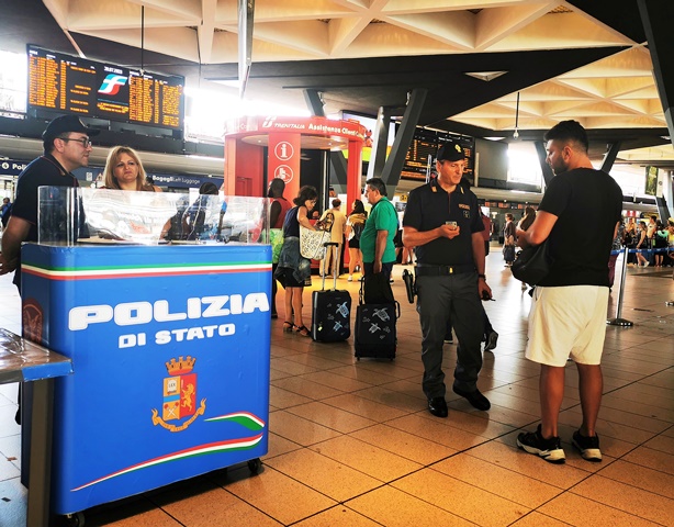 Operazione Alto Impatto della polizia nella principali stazioni ferroviarie della Campania