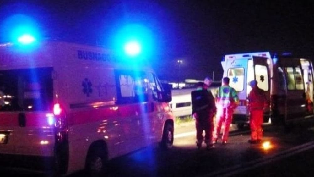 Incidente nella notte a Caserta: muore giovane di 19 anni