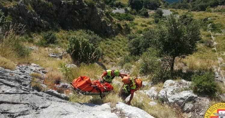 Recuperato il corpo dell’escursionista francese disperso nel Salernitano. Lutto cittadino a san Giovanni a Piro