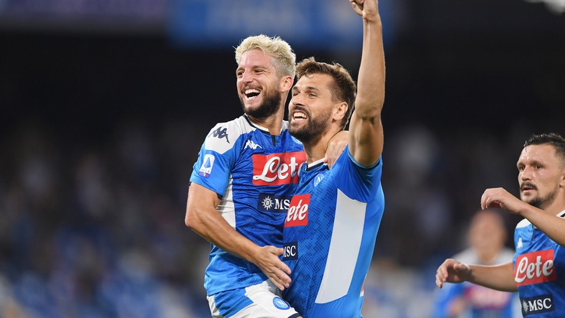 Napoli-Sampdoria 2-0, fa tutto un grande Mertens