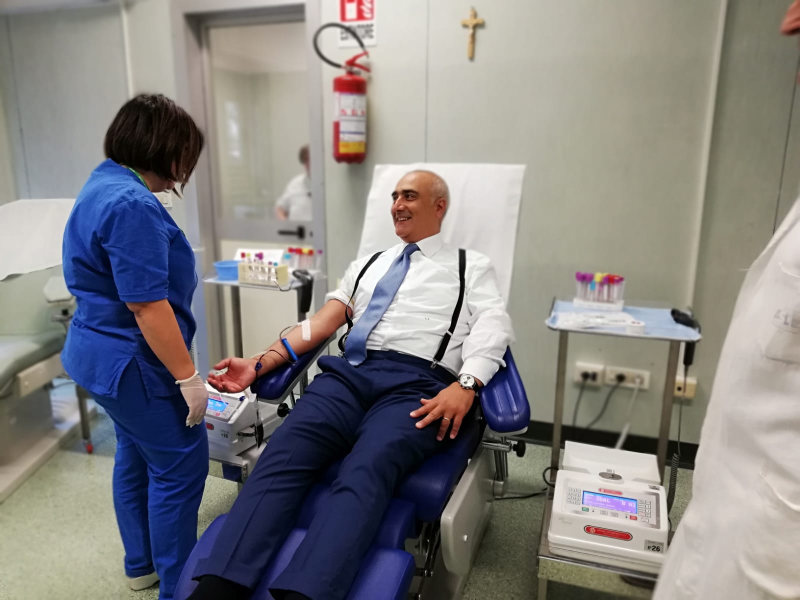 Asl Napoli 1, Verdoliva dona sangue per un malato di leucemia