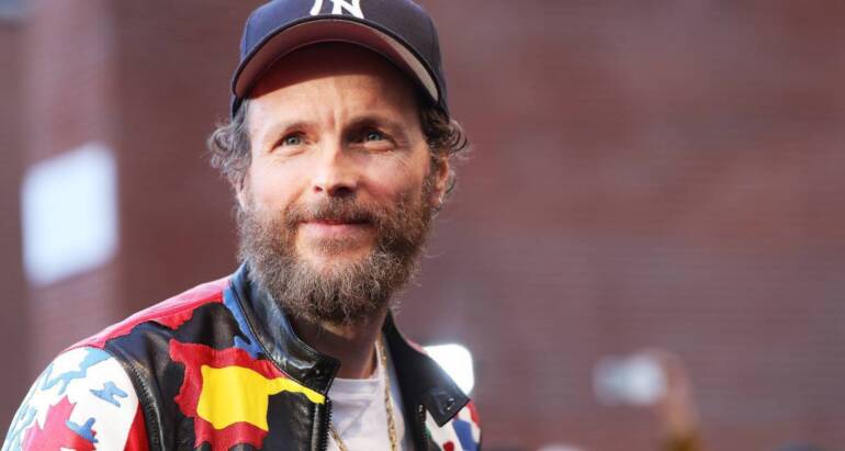 Jovanotti, Jova Beach Party: ‘Cialtronerie sul mio tour. Mondo ambientalista più inquinato della fogna di Nuova Delhi