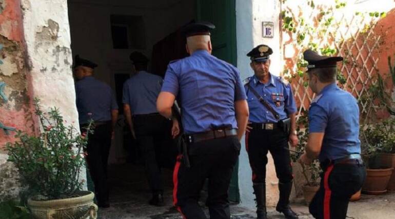Aversa, spaccio di cocaina nella sala giochi: disposta la chiusura del bar e sala giochi ‘Play room’