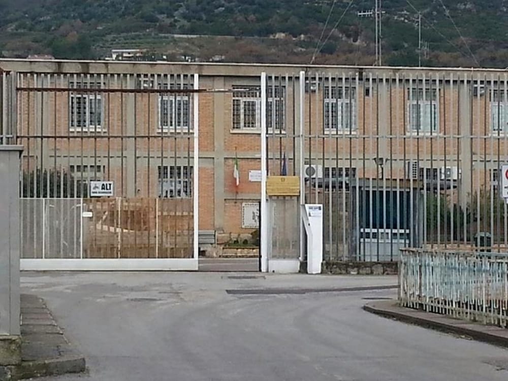 Napoli, c’è anche il ras del clan Mazzarella tra i 13 arrestati per la maxi rissa nel carcere di Salerno. I NOMI