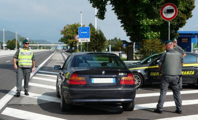 Intercettato alla Frontiera denaro contante per 18,6 milioni di euro