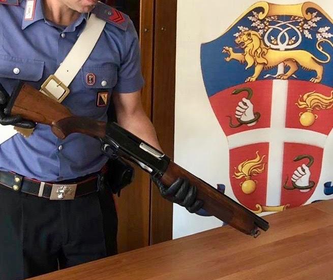 Fucile a canne mozze rubato a Pimonte ritrovato a Bagnoli