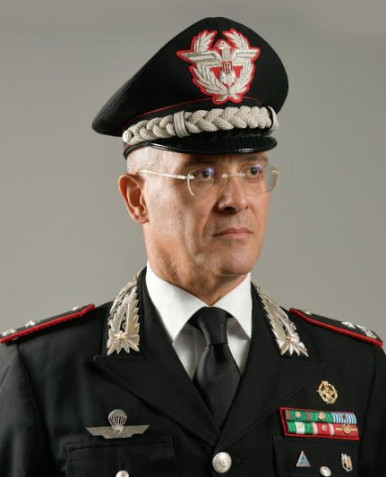 Il generale Giuseppe La Gala visita le stazioni Carabinieri delle isole
