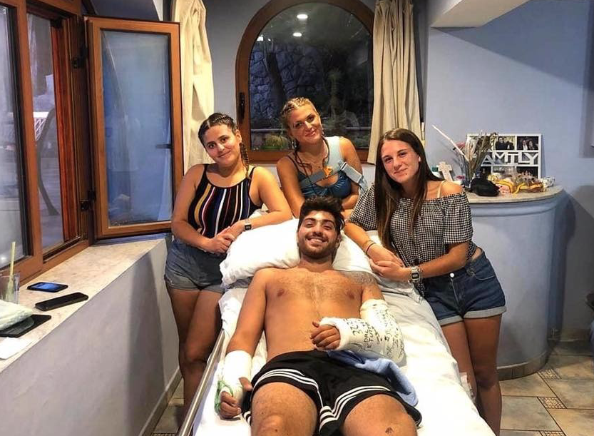 Sono tornati a casa i 4 ragazzi di Vico feriti nell’incidente in Puglia