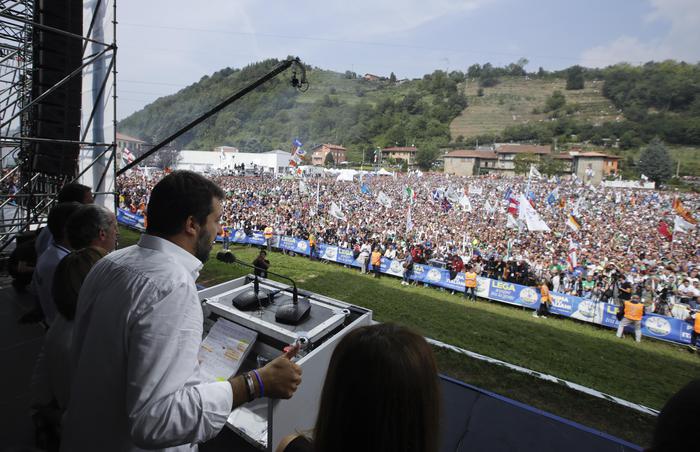 Salvini a Pontida ritrova il suo ‘popolo’