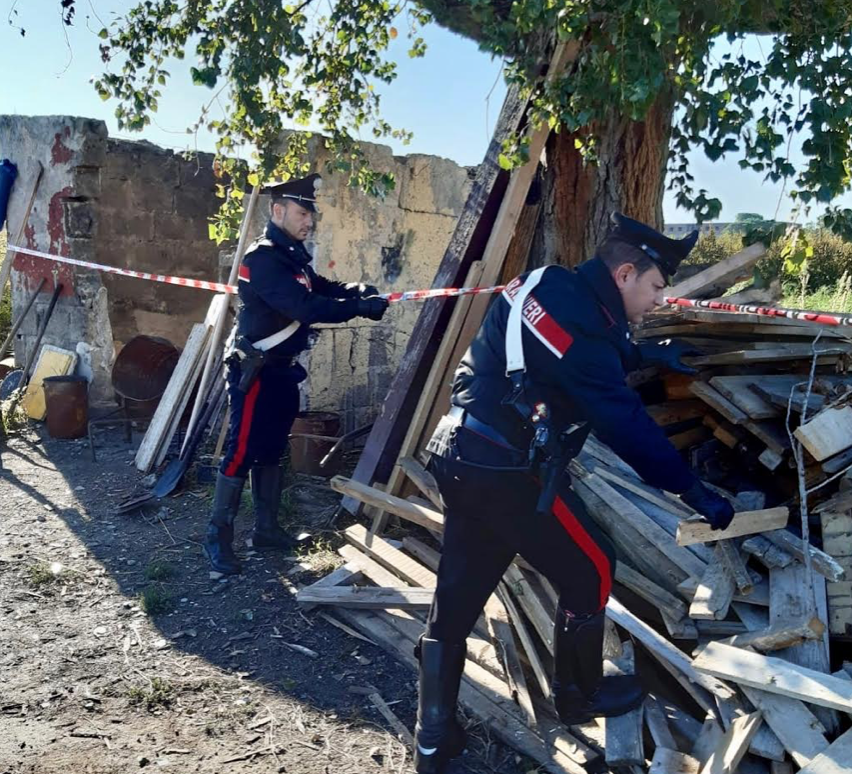 Giugliano, sorpreso a incendiare legna: arrestato pregiudicato 40enne