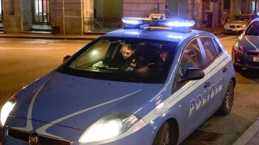 Salerno: due ladri di auto beccati dalla polizia durante ‘Luci d’Artista’