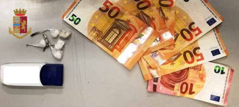 San Giorgio, vede la polizia e scappa: inseguito e arrestato giovane pusher di Torre Annunziata