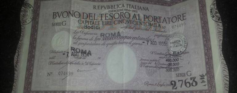 Trovato un vecchio bot di mille lire dietro un quadro: ora chiede la rivalutazione di 80mila euro