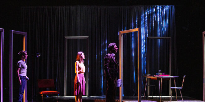 ‘Il tempo è veleno’, una commedia amara di Francesco Saponaro scritto da Tony Laudadio al Teatro Nuovo di Napoli