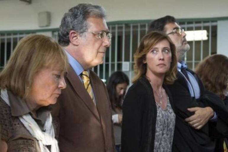 Sentenza Cucchi, la famiglia di Stefano: ‘Giustizia dopo 10 anni’ e il papà si commuove