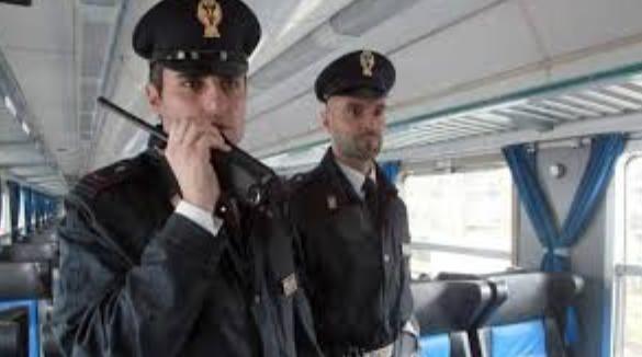 Napoli,  cittadini stranieri denunciati dalla Polizia Ferroviaria per ricettazione