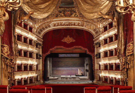 Il Teatro San Carlo riparte con ‘La Traviata’ di Giuseppe Verdi