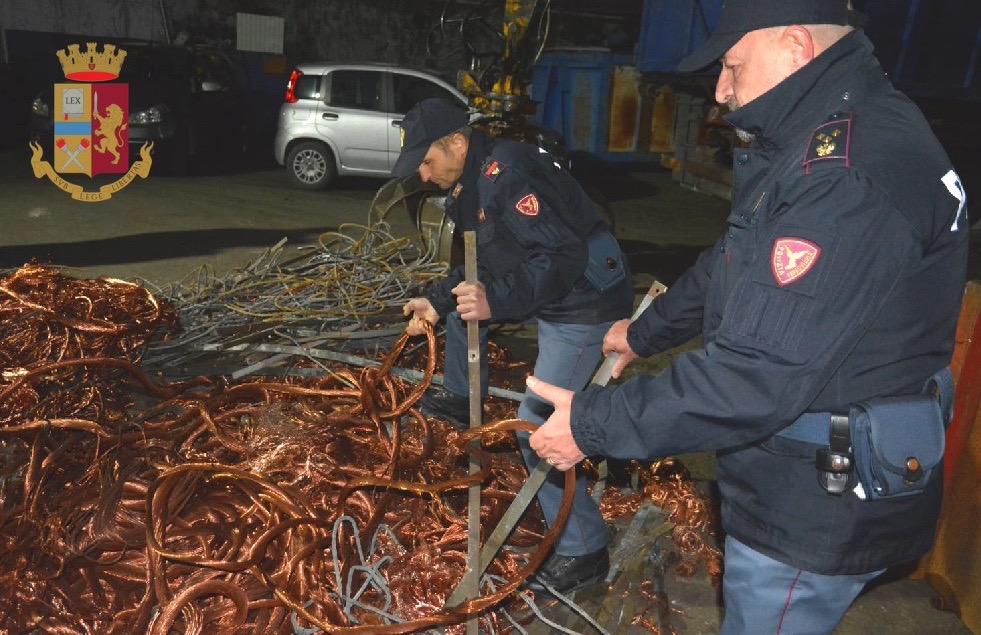 Napoli, sequestrate 34 tonnellate di rame dalla Polizia Ferroviaria