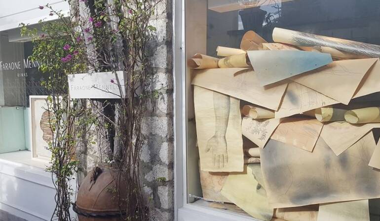 ‘Vetrine d’artista’, a cura di Laura Trisorio, apre Capri Wave – Winter Arts Festival