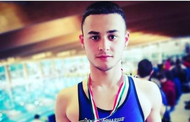 Muore in un incidente campione italiano di nuoto pinnato: aveva 16 anni