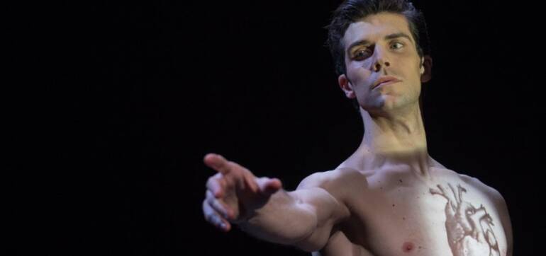 Roberto Bolle in ‘Danza con me’ inaugura il nuovo anno di Rai 1