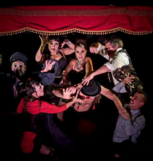 Il Nostos Teatro di Aversa diventa un bus teatrale con il cabaret del Bus Theater