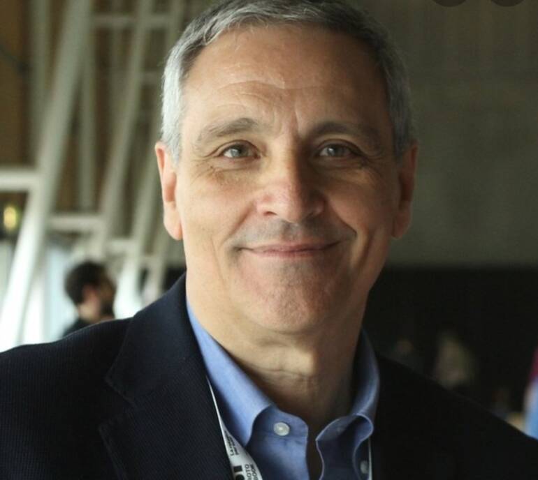 Con Maurizio de Giovanni si conclude festival salesiano Terra di Libri