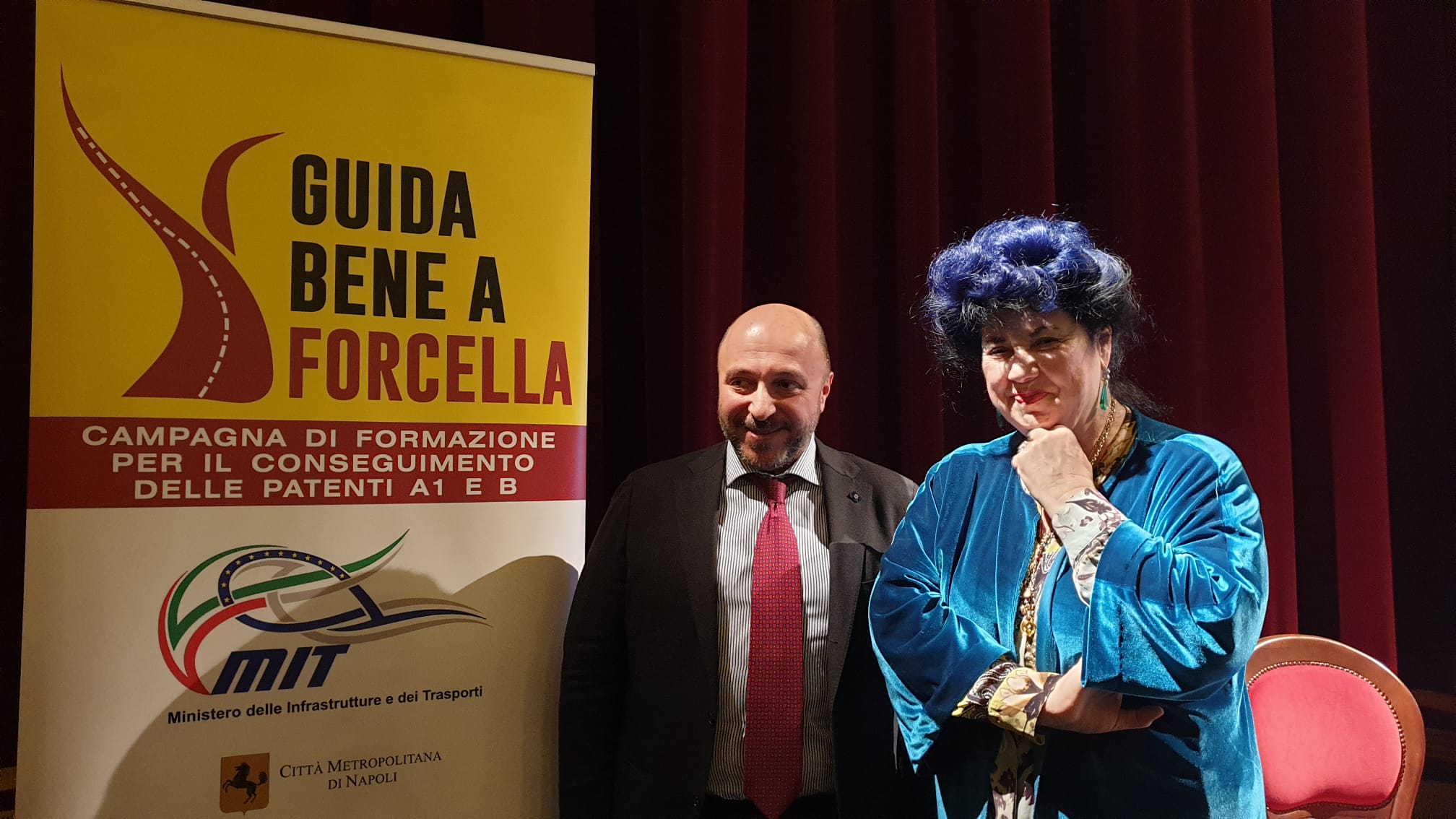 ‘Guida bene a Forcella’: parte il progetto del Ministero dei Trasporti. Madrina Marisa Laurito