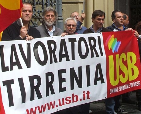 Napoli, de Magistris: ‘Solidarietà ai lavoratori della Tirrenia’