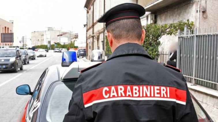 Coronavirus: garage trasformato in bar, 6 multati nel Casertano