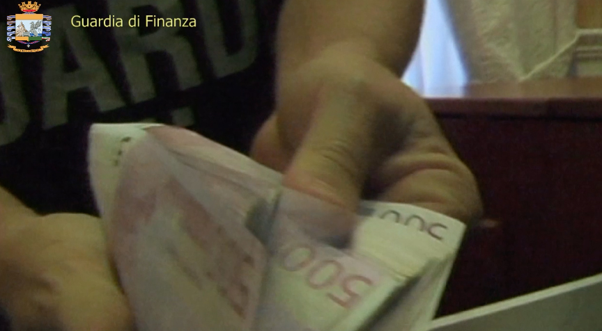 ‘Ndrangheta a Milano: 18 arresti, frode fiscale da 160milioni di euro, sequestrati 34