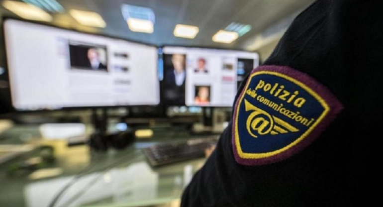 La polizia postale