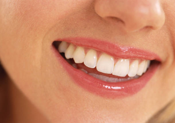 Gravidanza e problemi a denti e gengive: prevenzione e cura con DentalPro