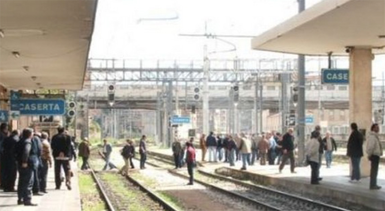 Morto nella stazione di Caserta un 31enne di Sarno. Aperta un’inchiesta