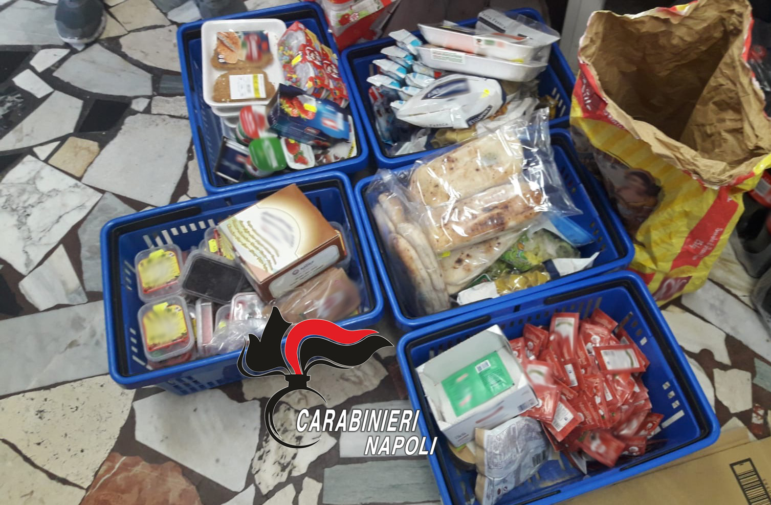 Controlli alimentari nei supermercati di Ischia: trovata merce scaduta