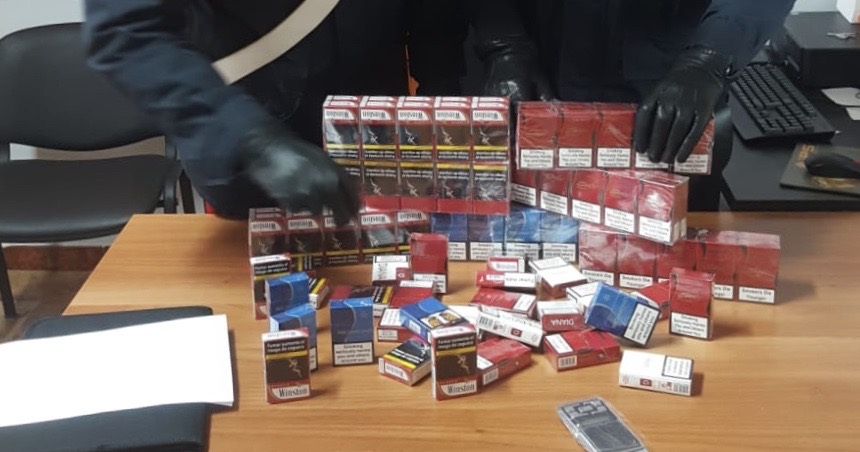 Cimitile, nascondeva sigarette di contrabbando a casa: denunciato 61enne