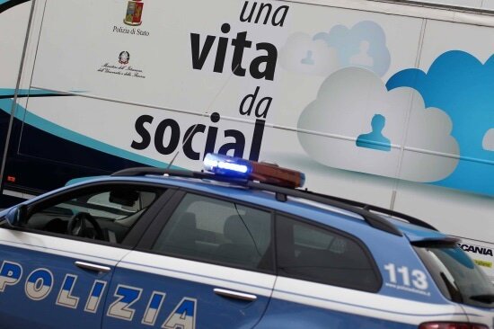 “Una vita da social”: torna l’iniziativa della Polizia Postale contro il cyberbullismo