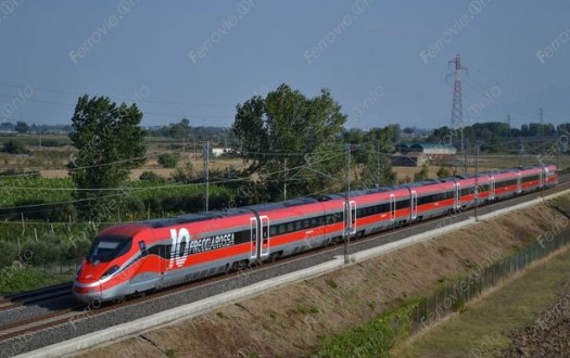 Rendere il Raccordo Salerno Avellino autostrada ferroviaria ad Alta Velocità, unendo i progetti di Anas e RFI