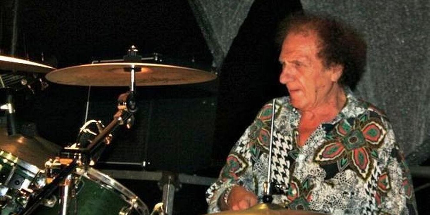 Musica. E’ morto Franco Del Prete, tra i fondatori degli Showmen, batterista dei Napoli Centrale