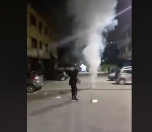 Napoli, festeggia la scarcerazione con fuochi d’artificio in diretta sui social