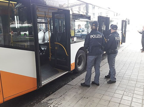 Forze dell’ordine sui mezzi di trasporto pubblico a Salerno: la soddisfazione della CGIL